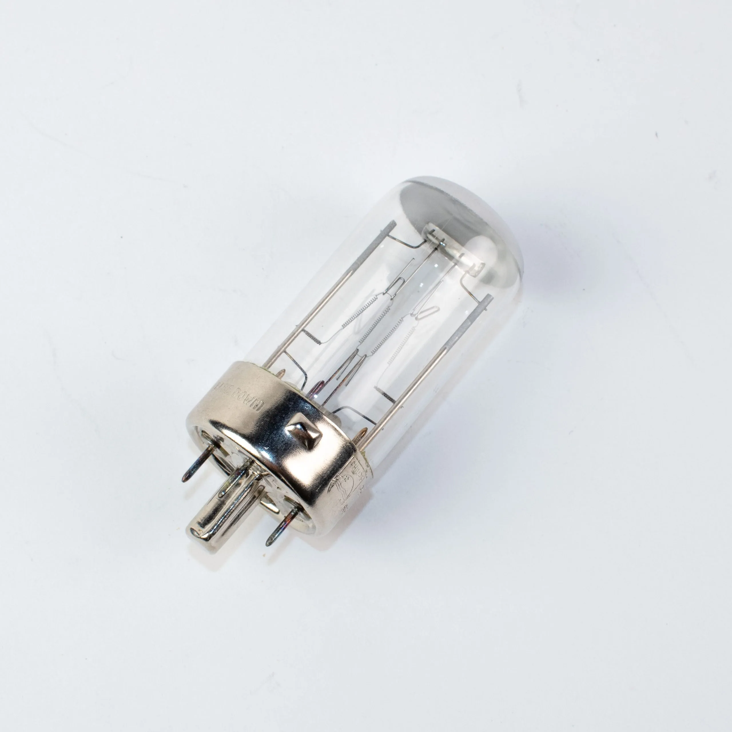 Lamp G17q 130V 150W (A1/182 ANSI: DCH/DCA)