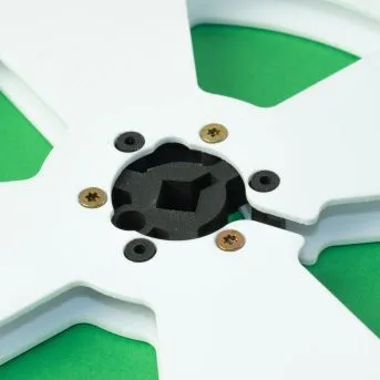 Alternative view of Van Eck 9.5mm Film Reel – 120m / 400ft with 16mm Core (For Film Scanners) (SF-0400)