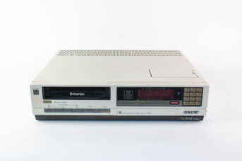 Sony SL-C30E - (white edition) Betamax - refurbished (used)