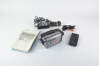 Alternative view of Sony DCR-TRV270E (digital8) (used)