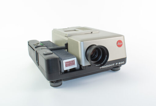 Leica Pradovit P600 (timer functie) (gebruikt)