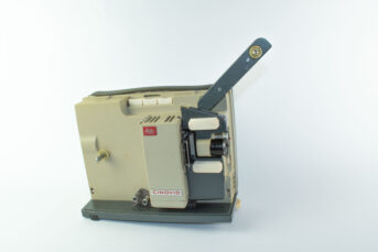 Alternative view of Leitz Wetzlar Cinovid (8mm films) (gebruikt)