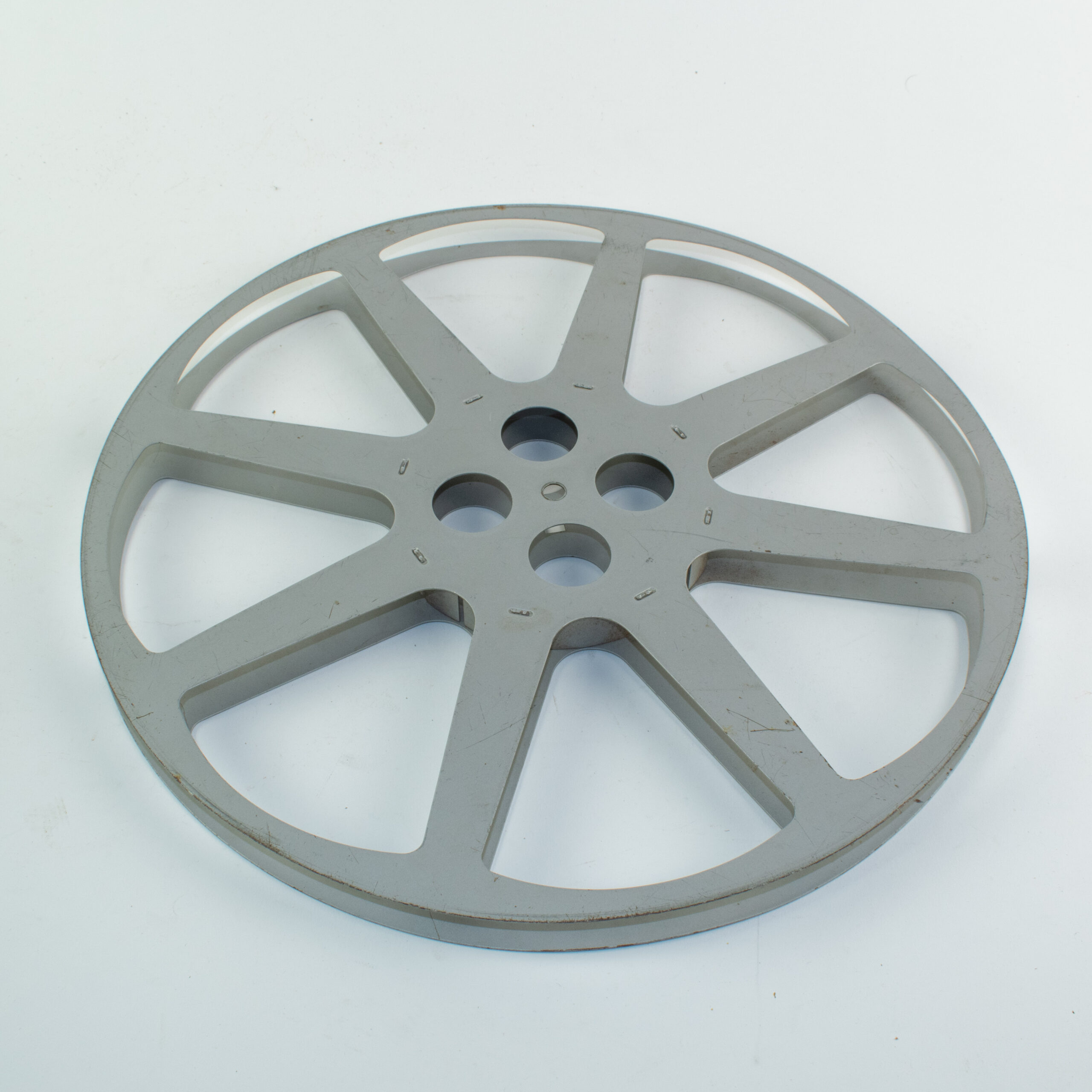 16mm filmspoel metaal 360 meter (35.5 cm - 14 inch) (gebruikt) - Afbeelding 4