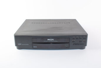 Aristona SB100 video recoder (VHS) (used)